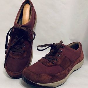 Dansko Hayden Women Burgundy Suede/Fabric Lace-up Walking Shoes Sz 39 US 7.5-8